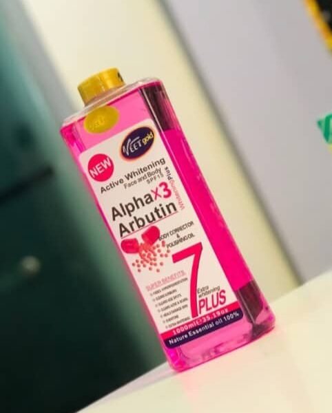 VEET ALPHA ARBUTIN BODY OIL