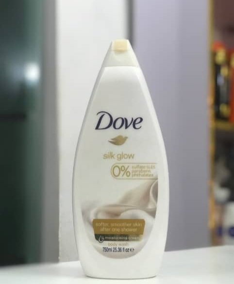 DOVE SILK GLOW SHOWER GEL