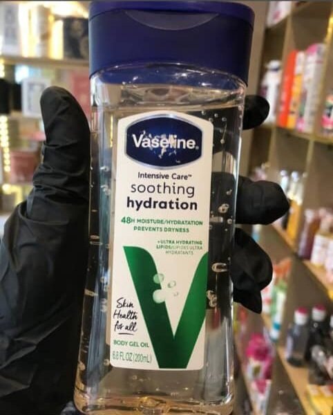 VASELINE SOOTHING HYDRATION